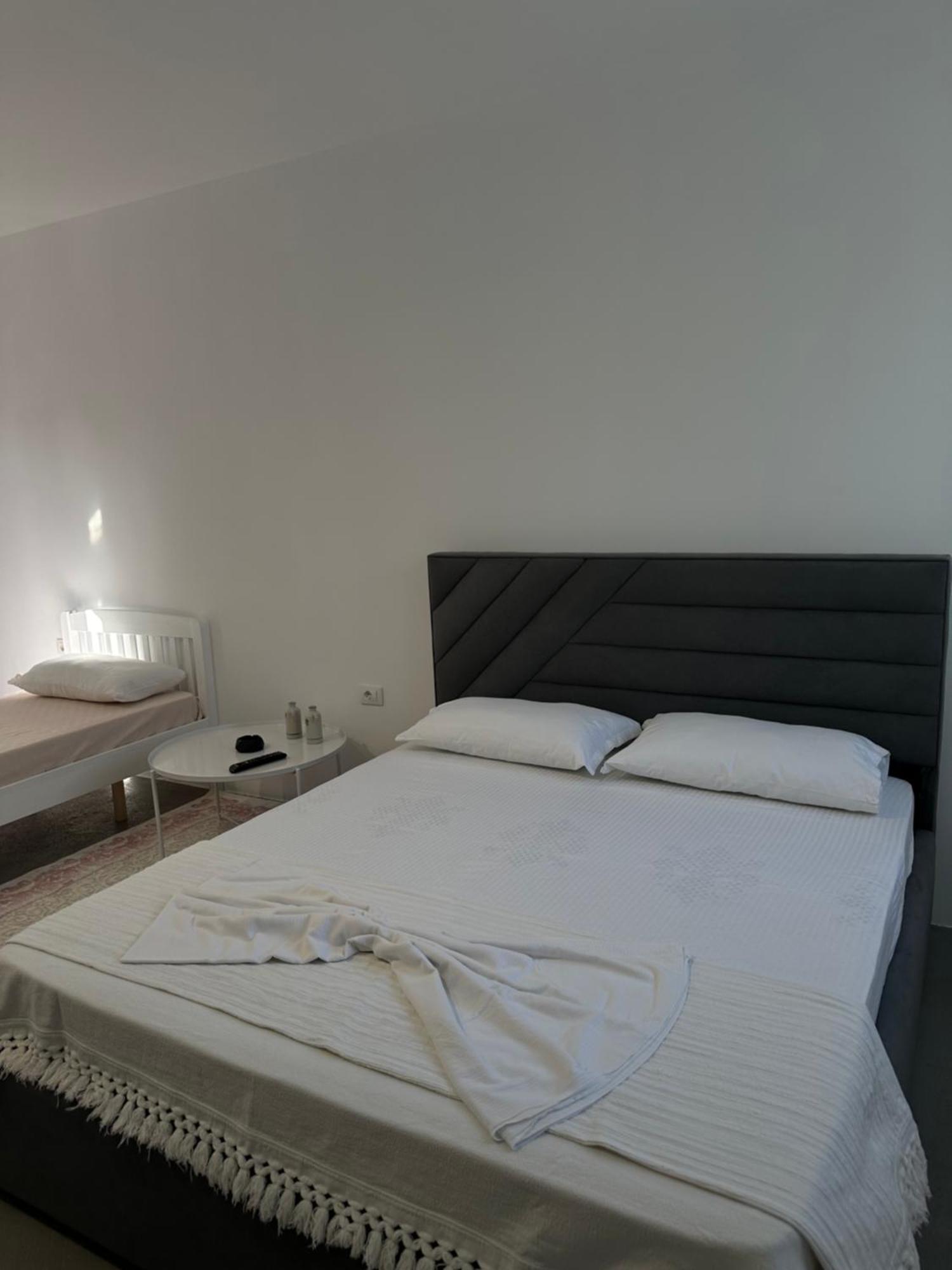 Sunny Rentals Vlorë Екстериор снимка